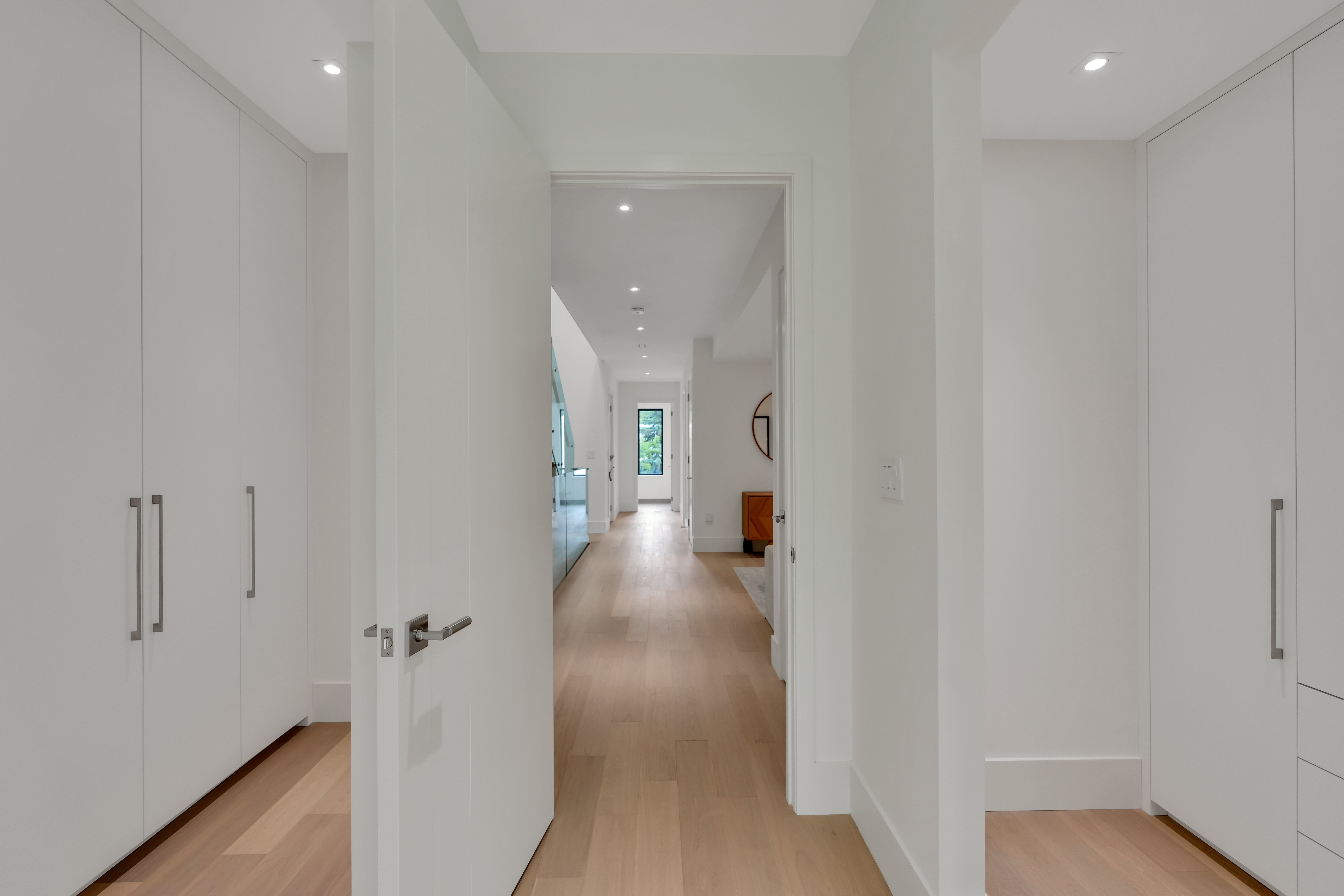 108 Heath Street W — photo 20