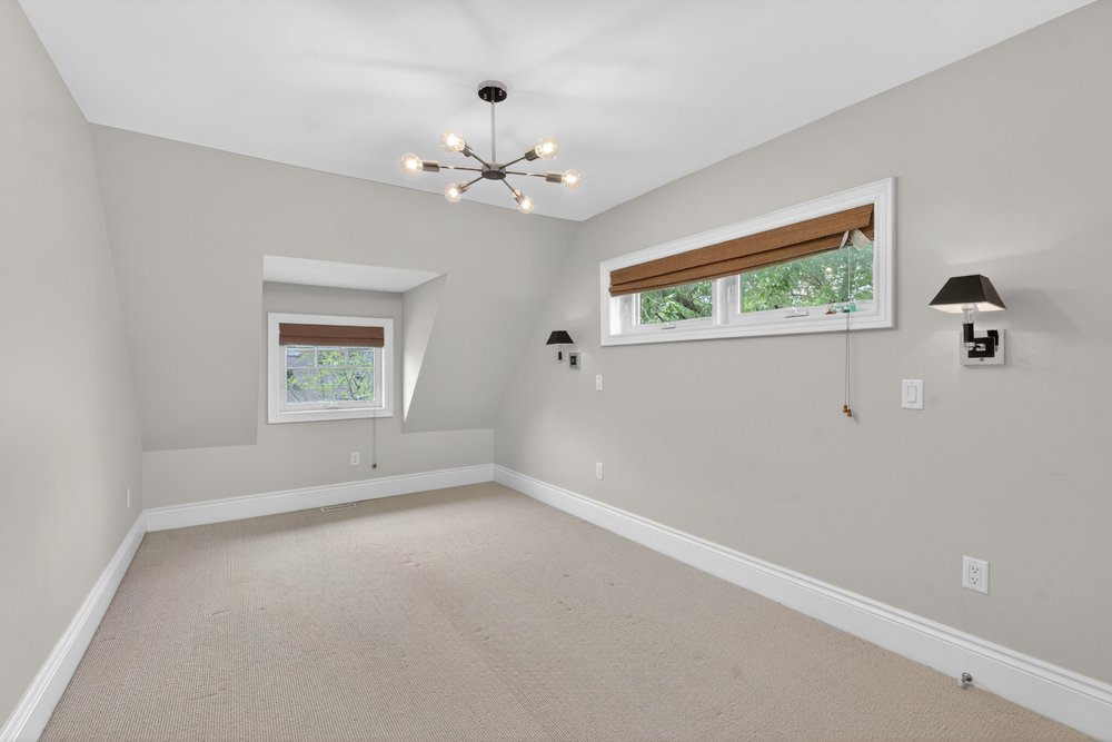 89 Bernard Avenue — photo 27