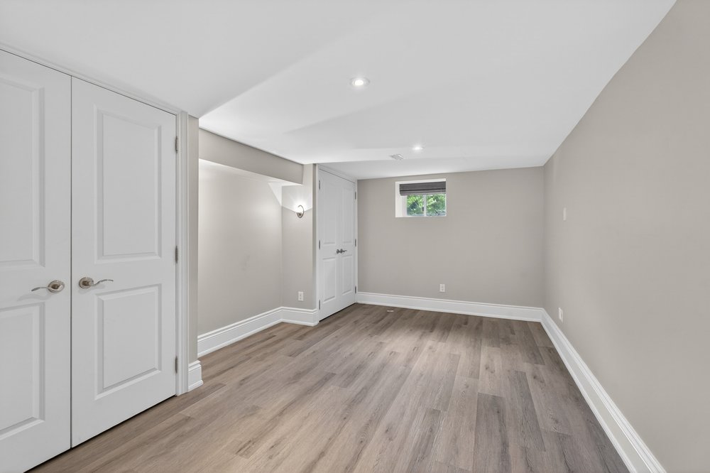 89 Bernard Avenue — photo 32